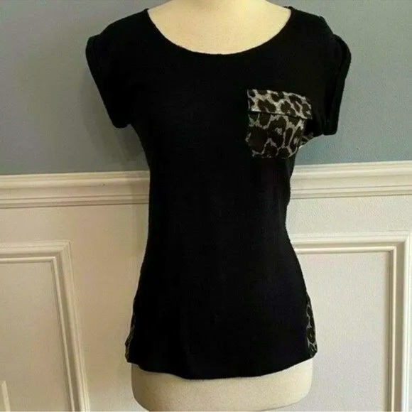 ❤️ THML Leopard Contrast top Small - Picture 2 of 5